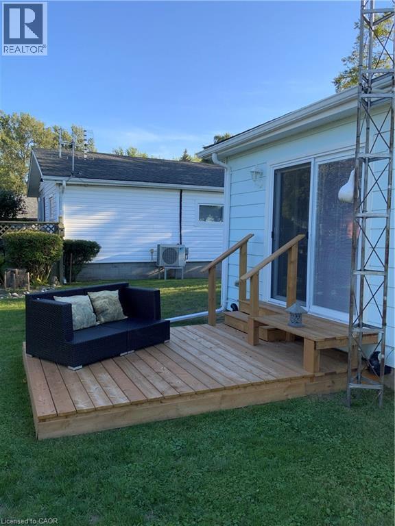 25 First Avenue, Long Point, Ontario