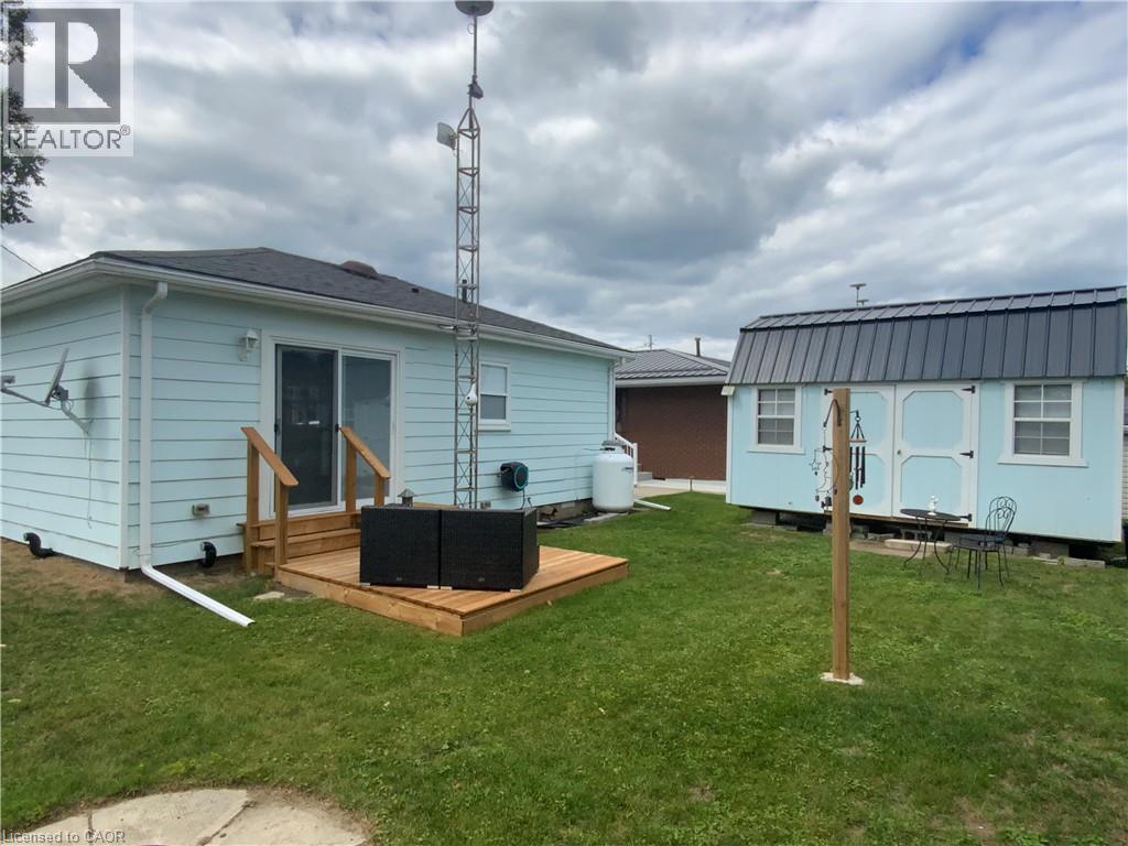 25 First Avenue, Long Point, Ontario