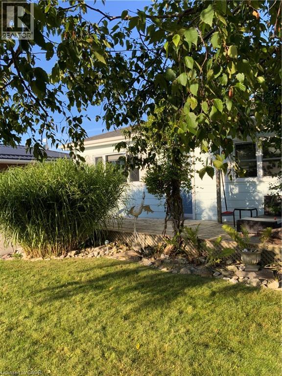 25 First Avenue, Long Point, Ontario