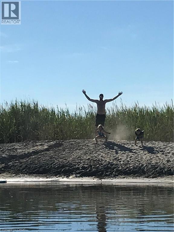 25 First Avenue, Long Point, Ontario