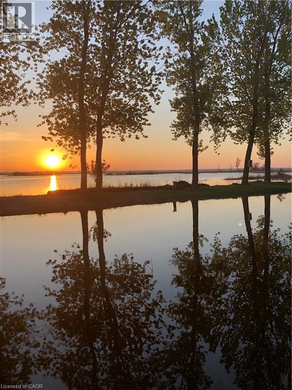 25 First Avenue, Long Point, Ontario