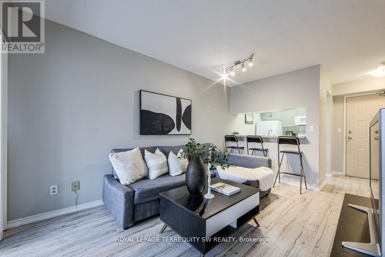 933 - 222 The Esplanade, Toronto (waterfront Communities), Ontario