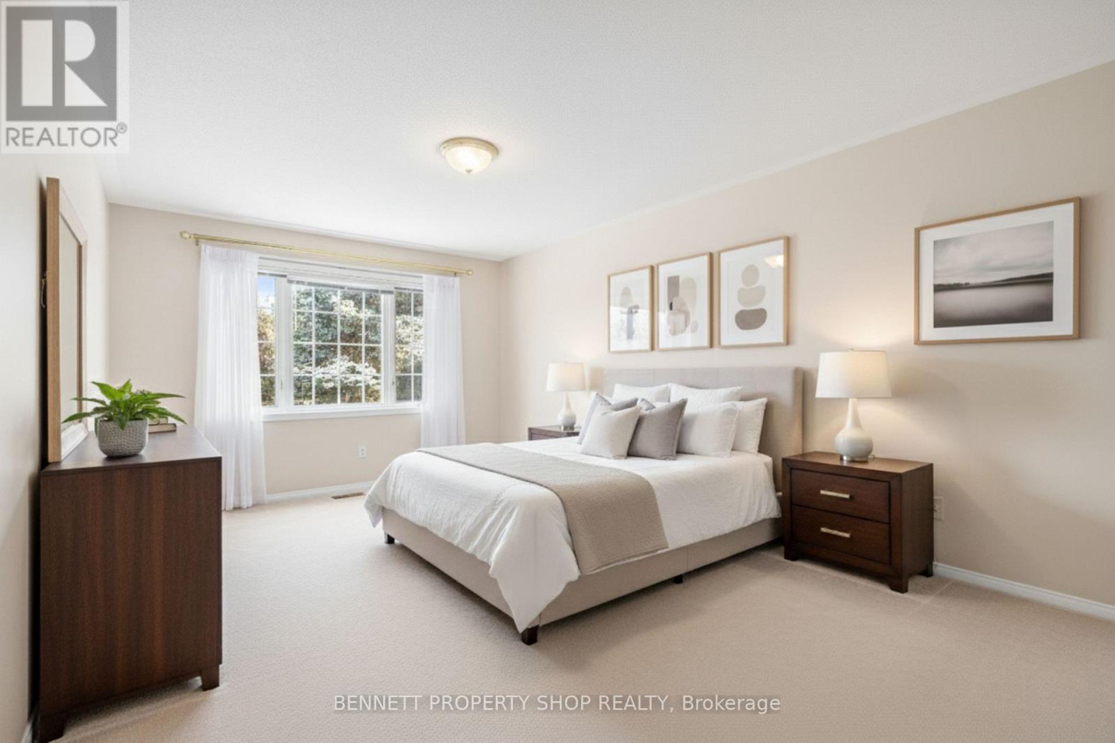 18 Tierney Drive, Ottawa, Ontario