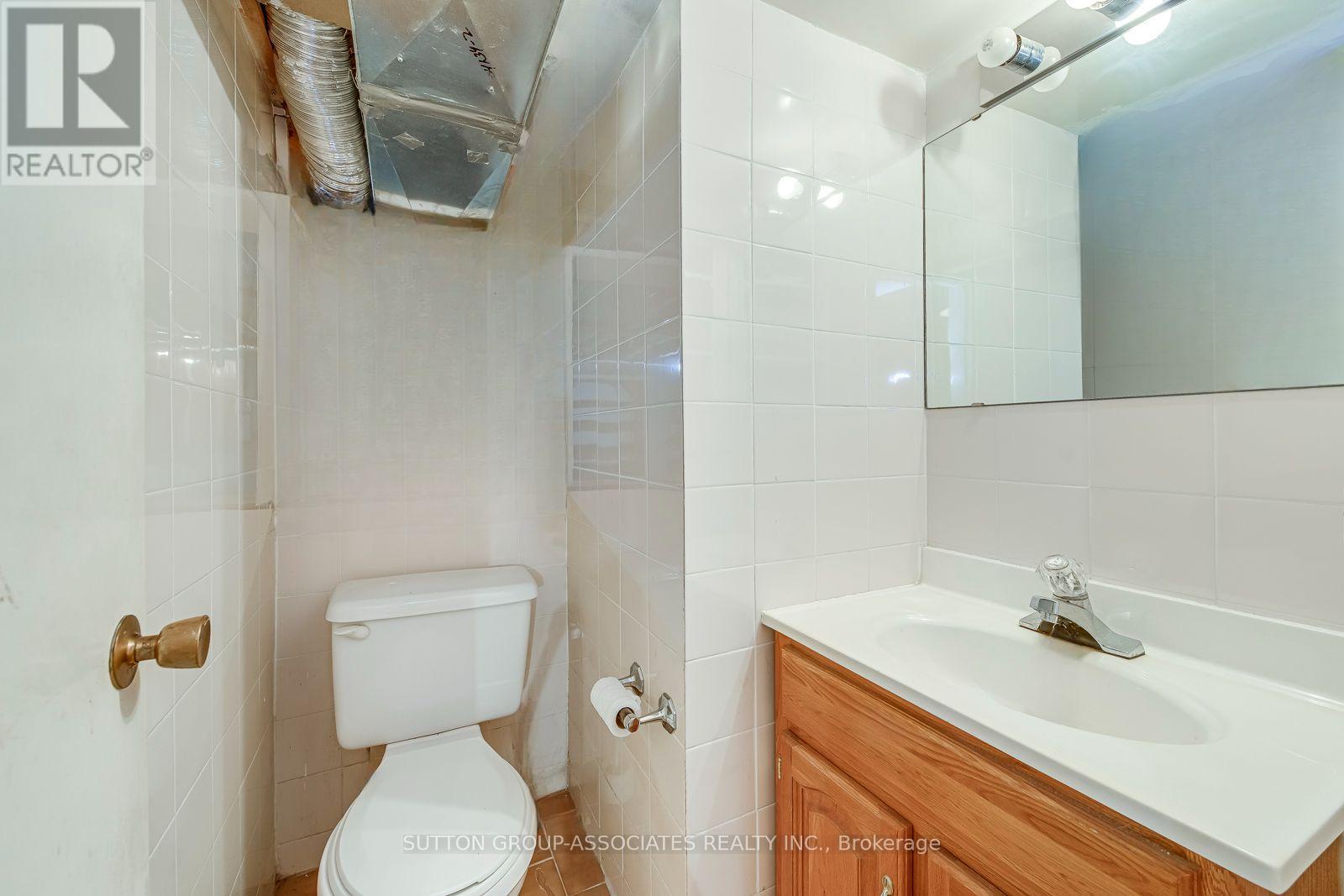 136 Anthony Road, Toronto (downsview-roding-cfb), Ontario