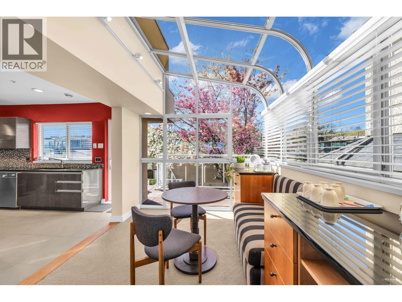 4060 W 10th Avenue, Vancouver, British Columbia