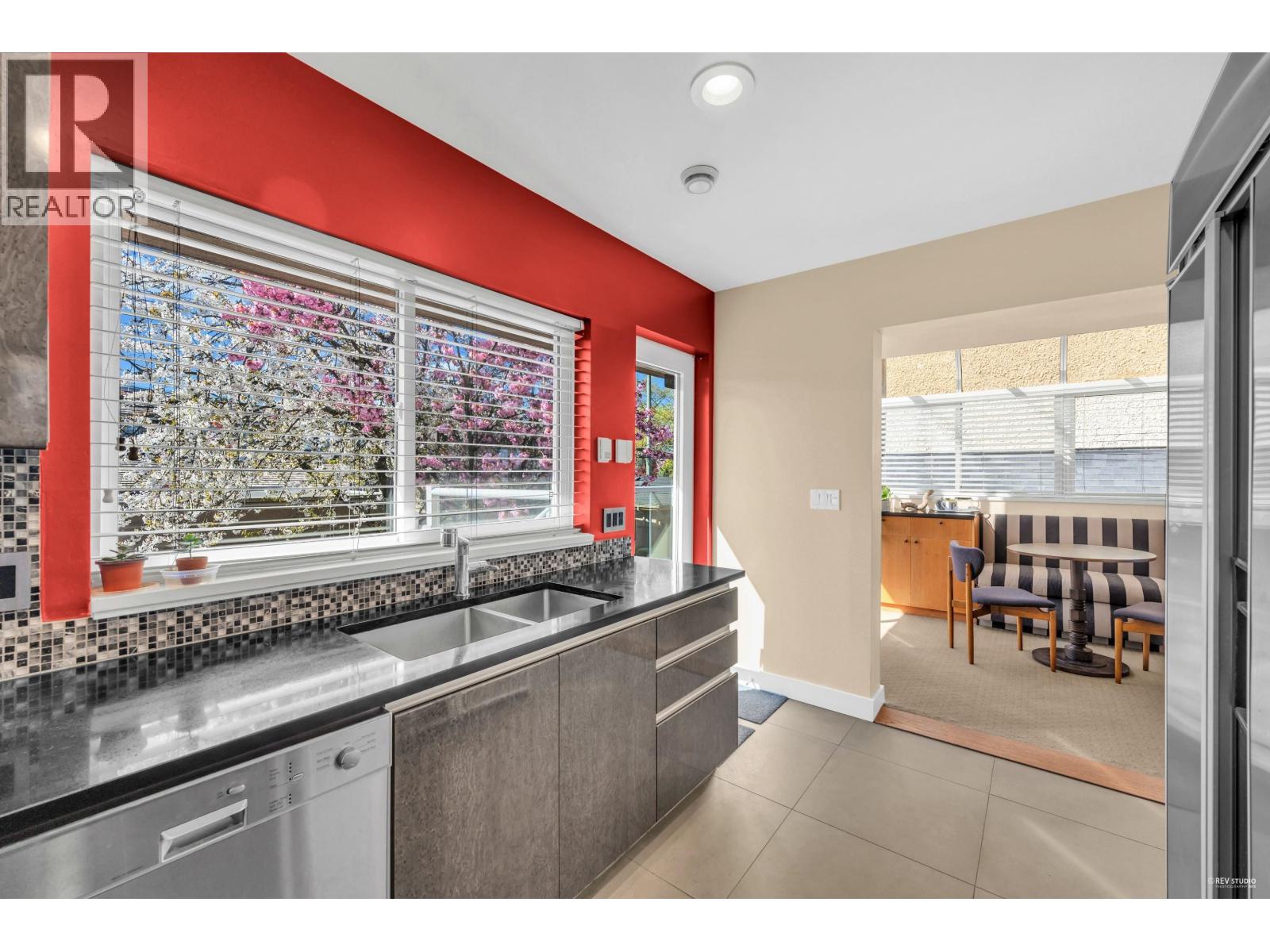 4060 W 10th Avenue, Vancouver, British Columbia