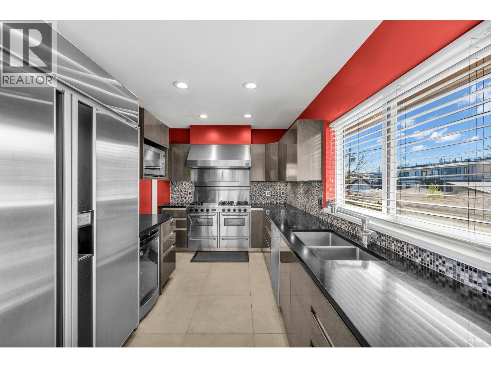 4060 W 10th Avenue, Vancouver, British Columbia