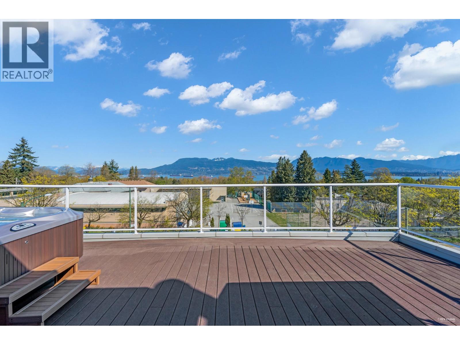 4060 W 10th Avenue, Vancouver, British Columbia