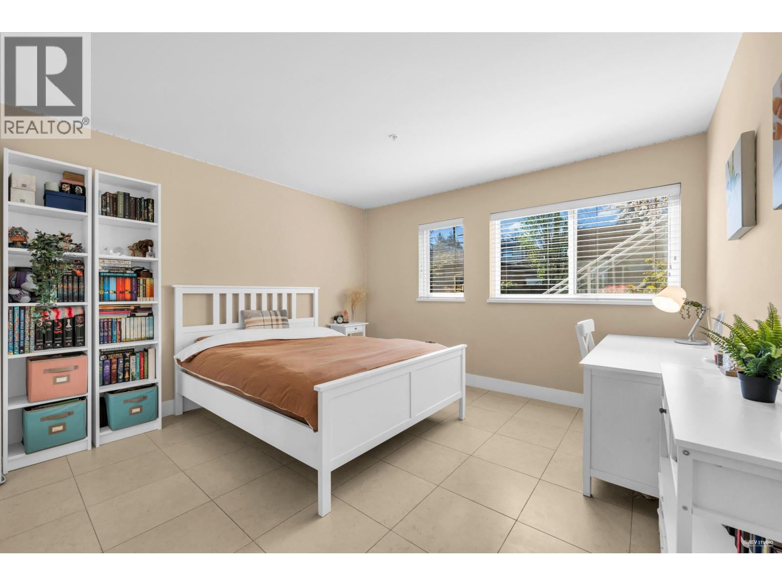 4060 W 10th Avenue, Vancouver, British Columbia