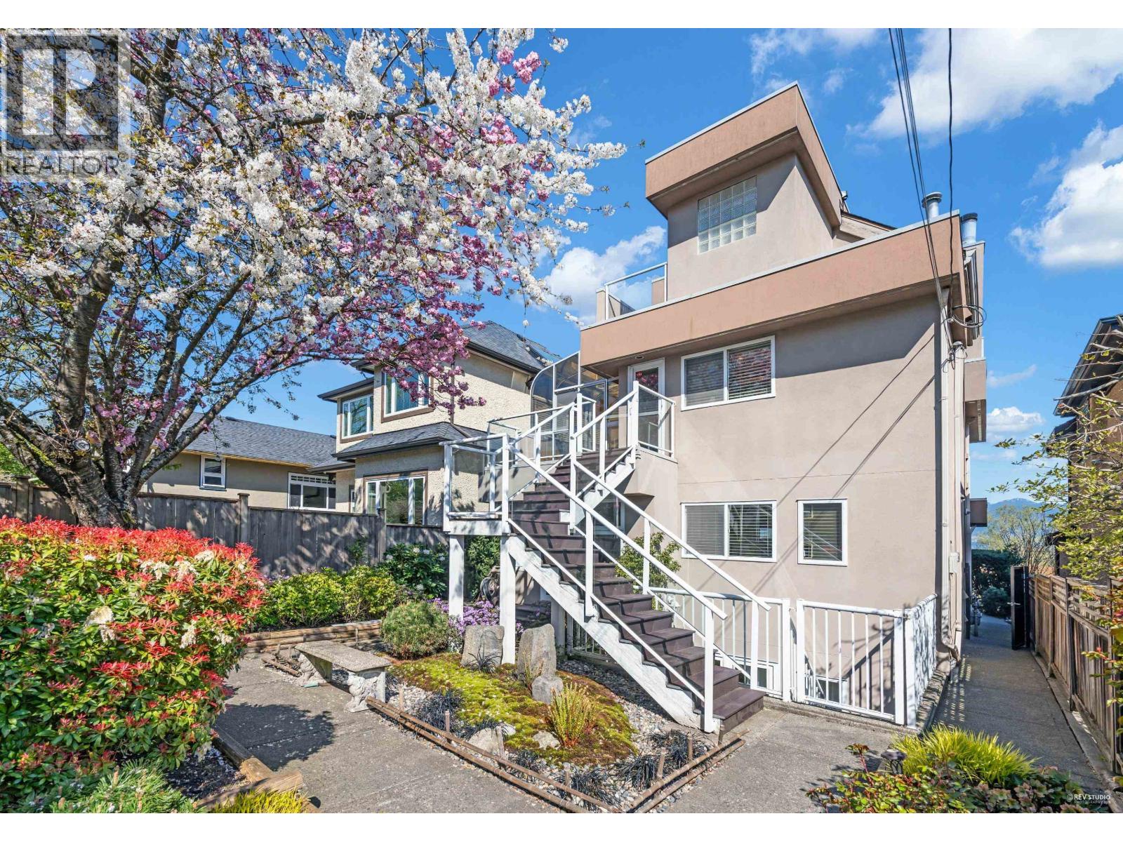 4060 W 10th Avenue, Vancouver, British Columbia