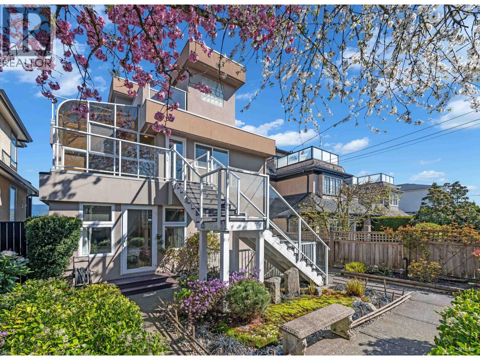 4060 W 10th Avenue, Vancouver, British Columbia