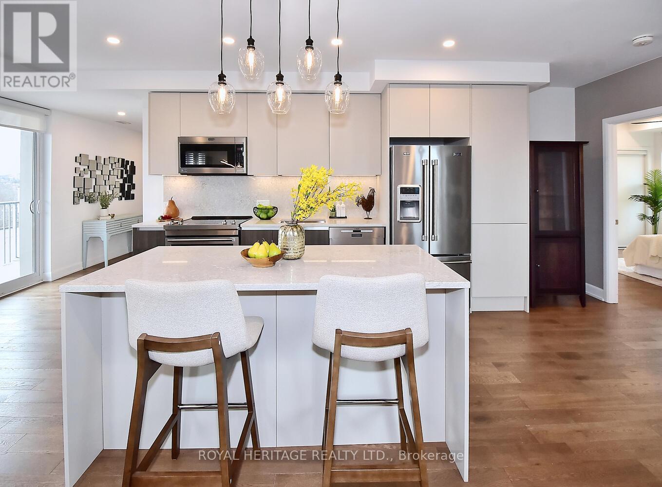 510 - 195 Hunter Street E, Peterborough (ashburnham Ward 4), Ontario