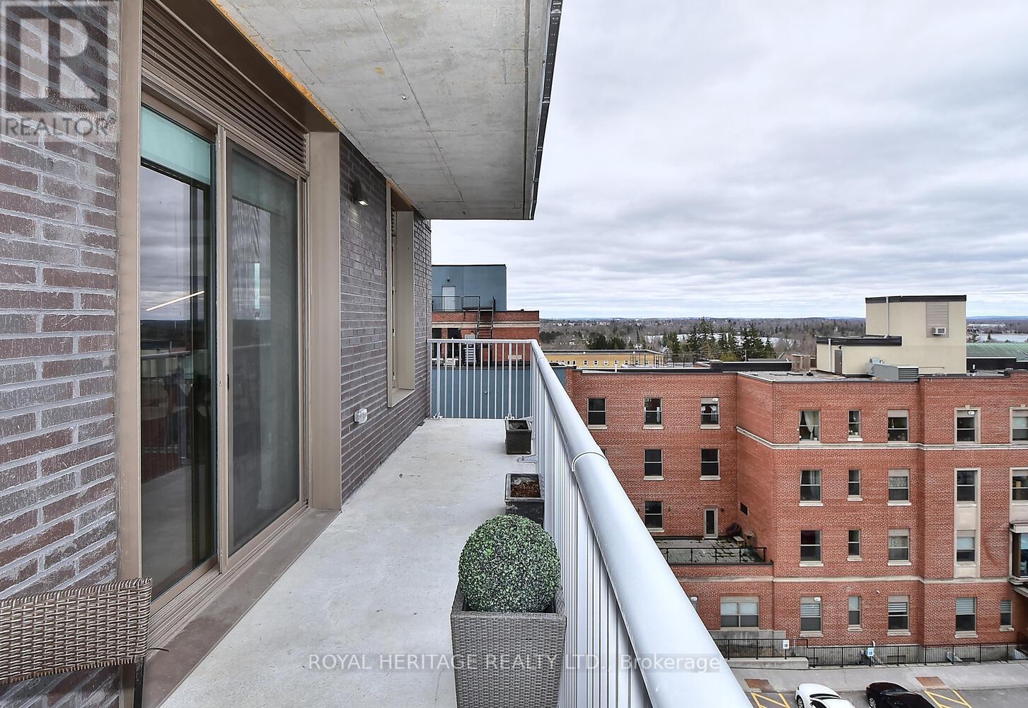 510 - 195 Hunter Street E, Peterborough (ashburnham Ward 4), Ontario