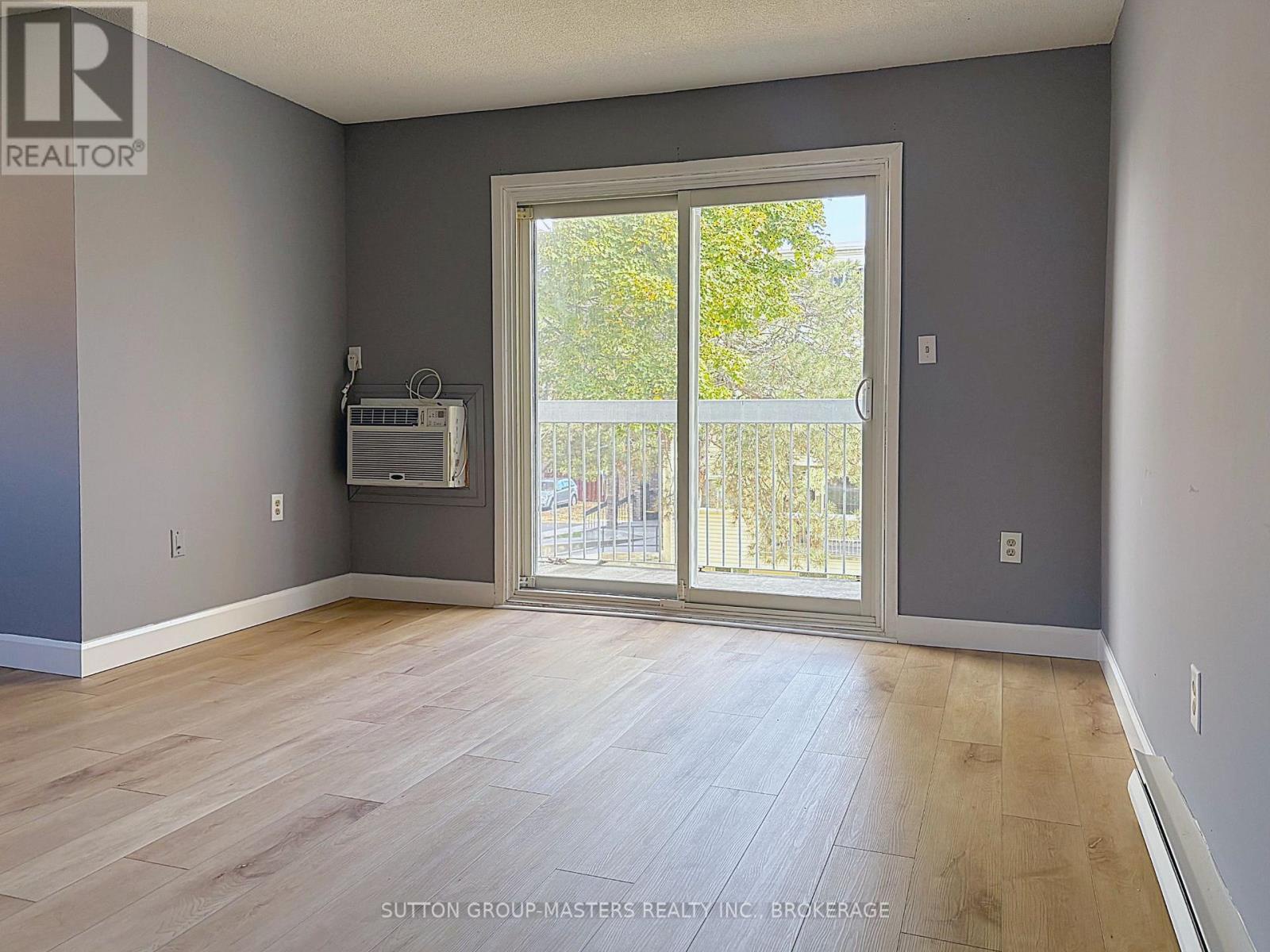 301 - 1000 Pembridge Crescent, Kingston (north Of Taylor-kidd Blvd), Ontario