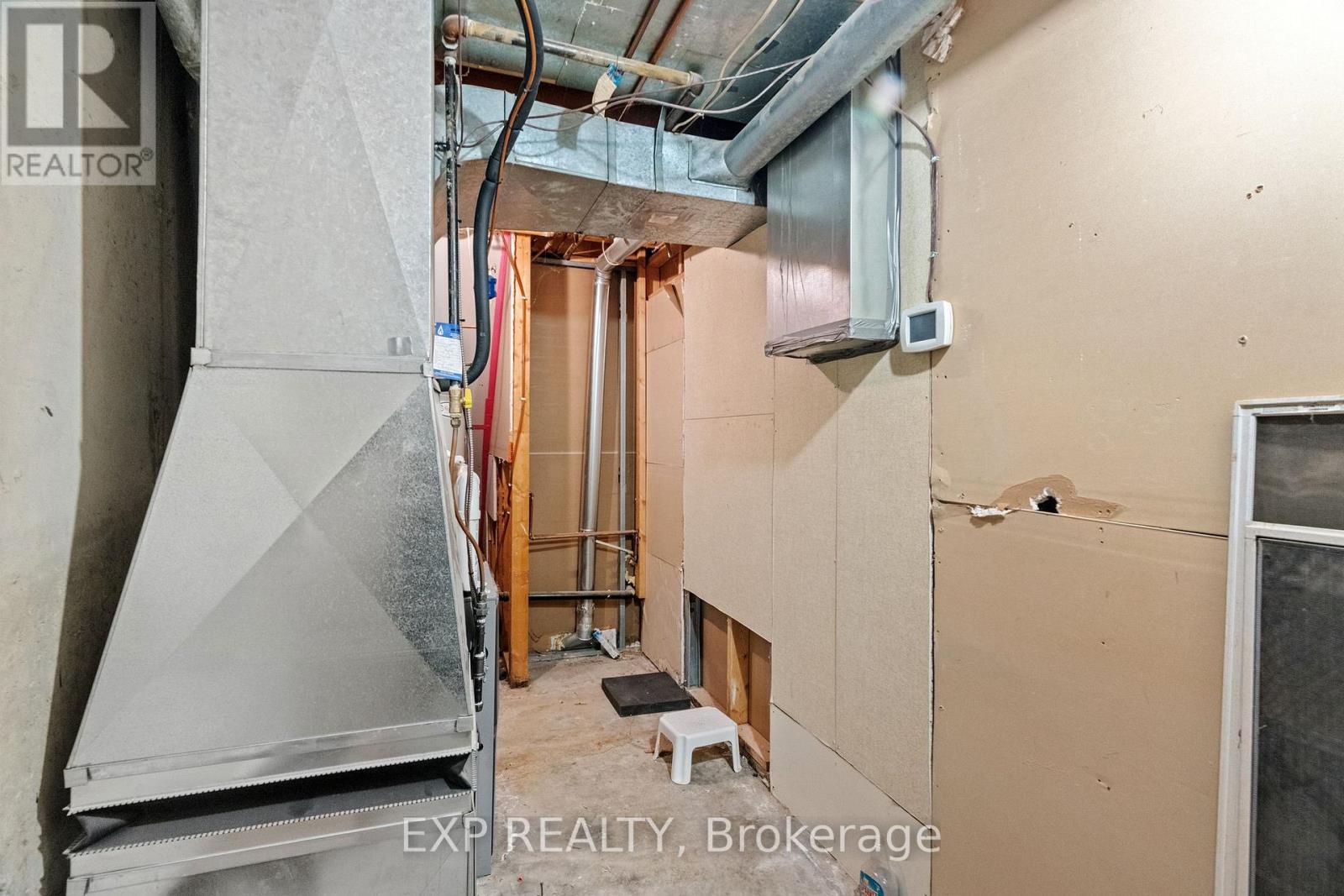 195 Main Street, Lucan Biddulph (lucan), Ontario