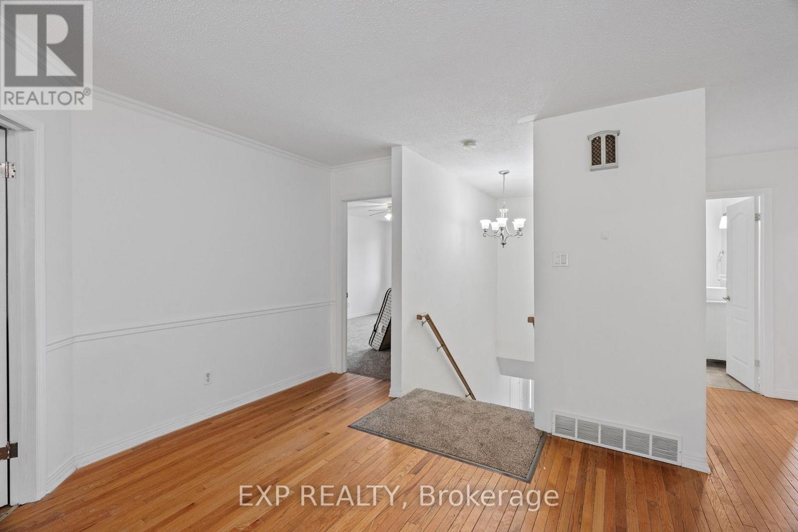 195 Main Street, Lucan Biddulph (lucan), Ontario