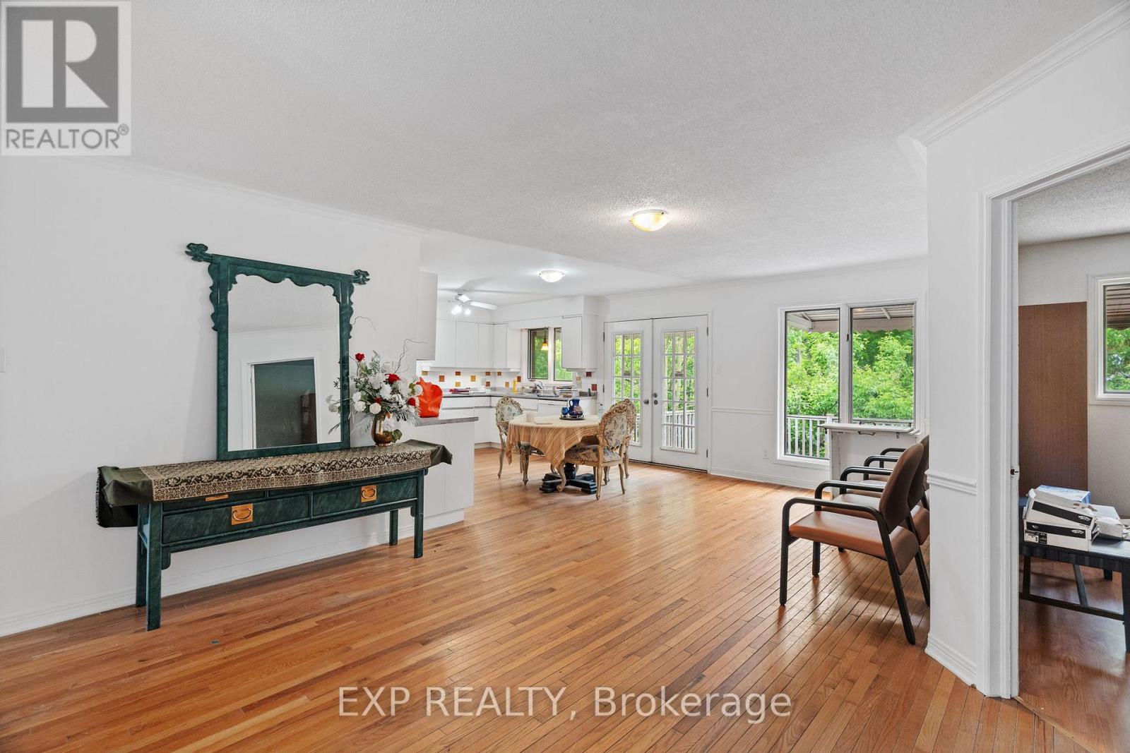 195 Main Street, Lucan Biddulph (lucan), Ontario