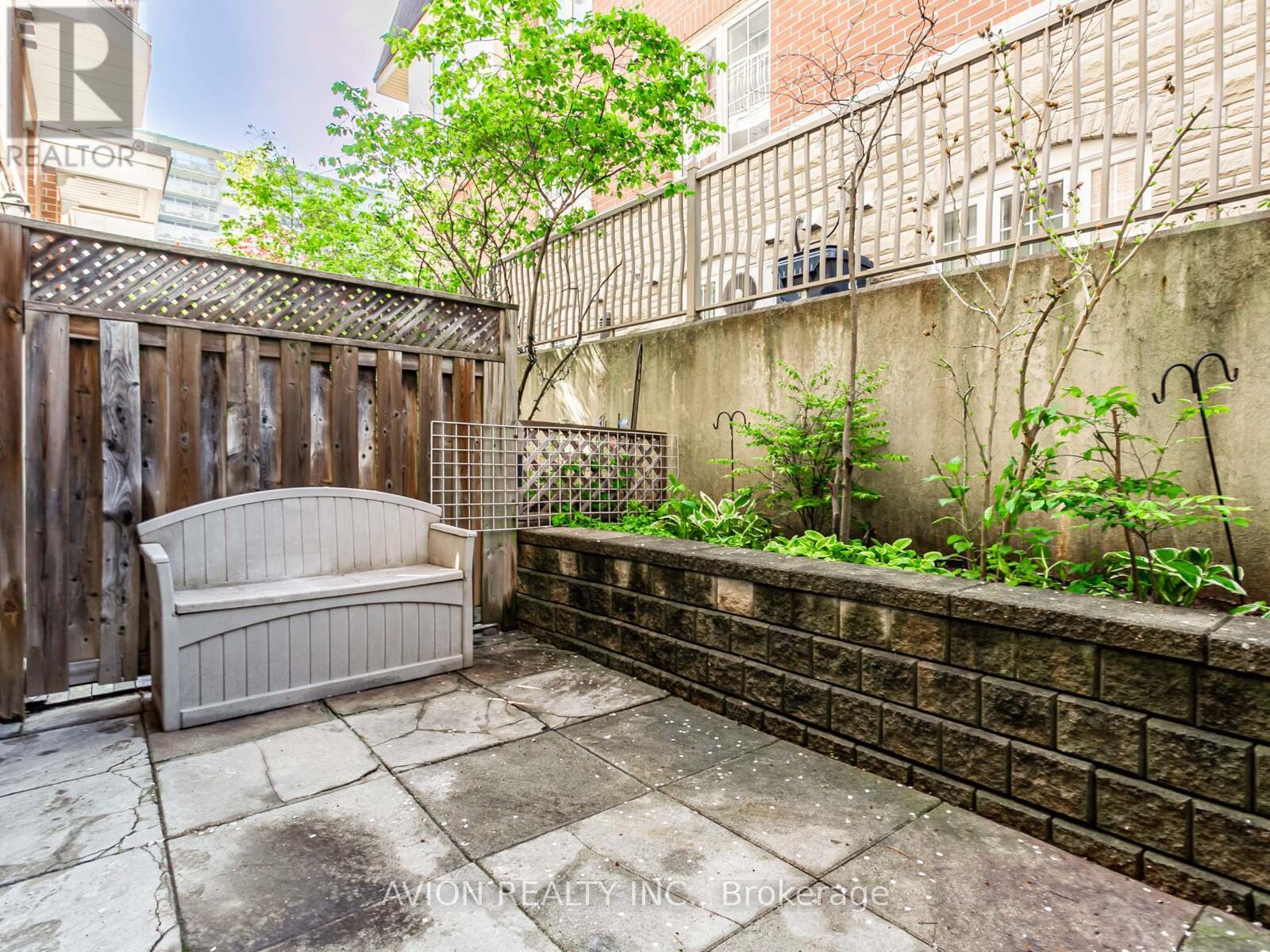 11 - 45 Cedarcroft Boulevard, Toronto (westminster-branson), Ontario