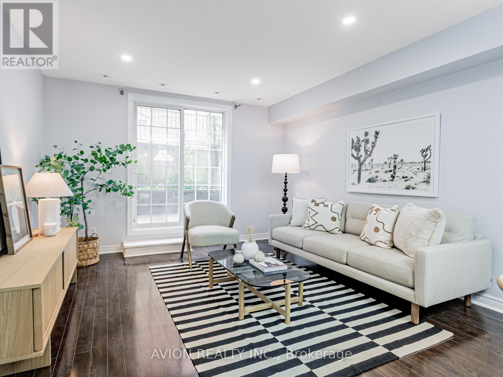 11 - 45 Cedarcroft Boulevard, Toronto (westminster-branson), Ontario