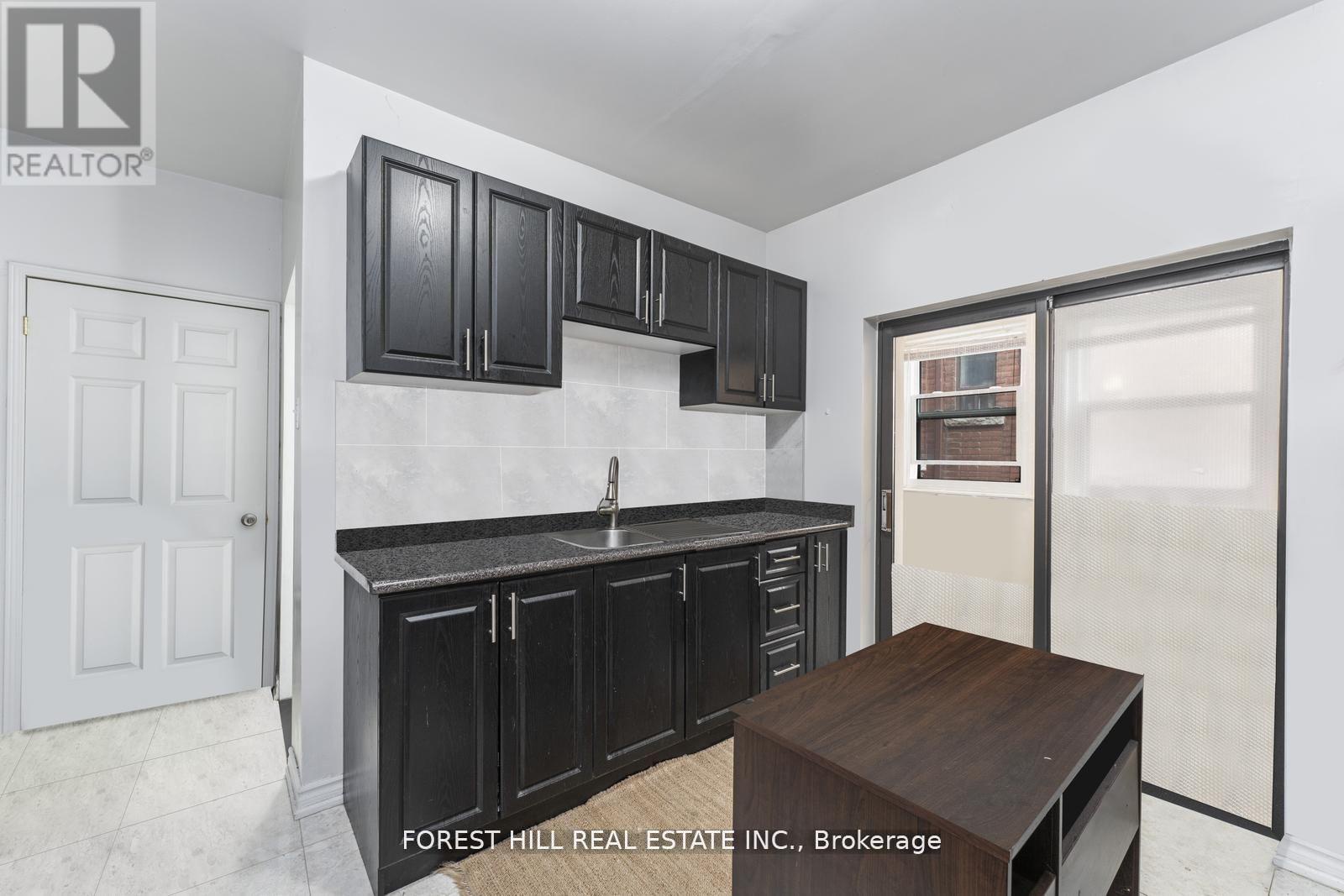 1046 Dovercourt Road, Toronto (dovercourt-wallace Emerson-junction), Ontario