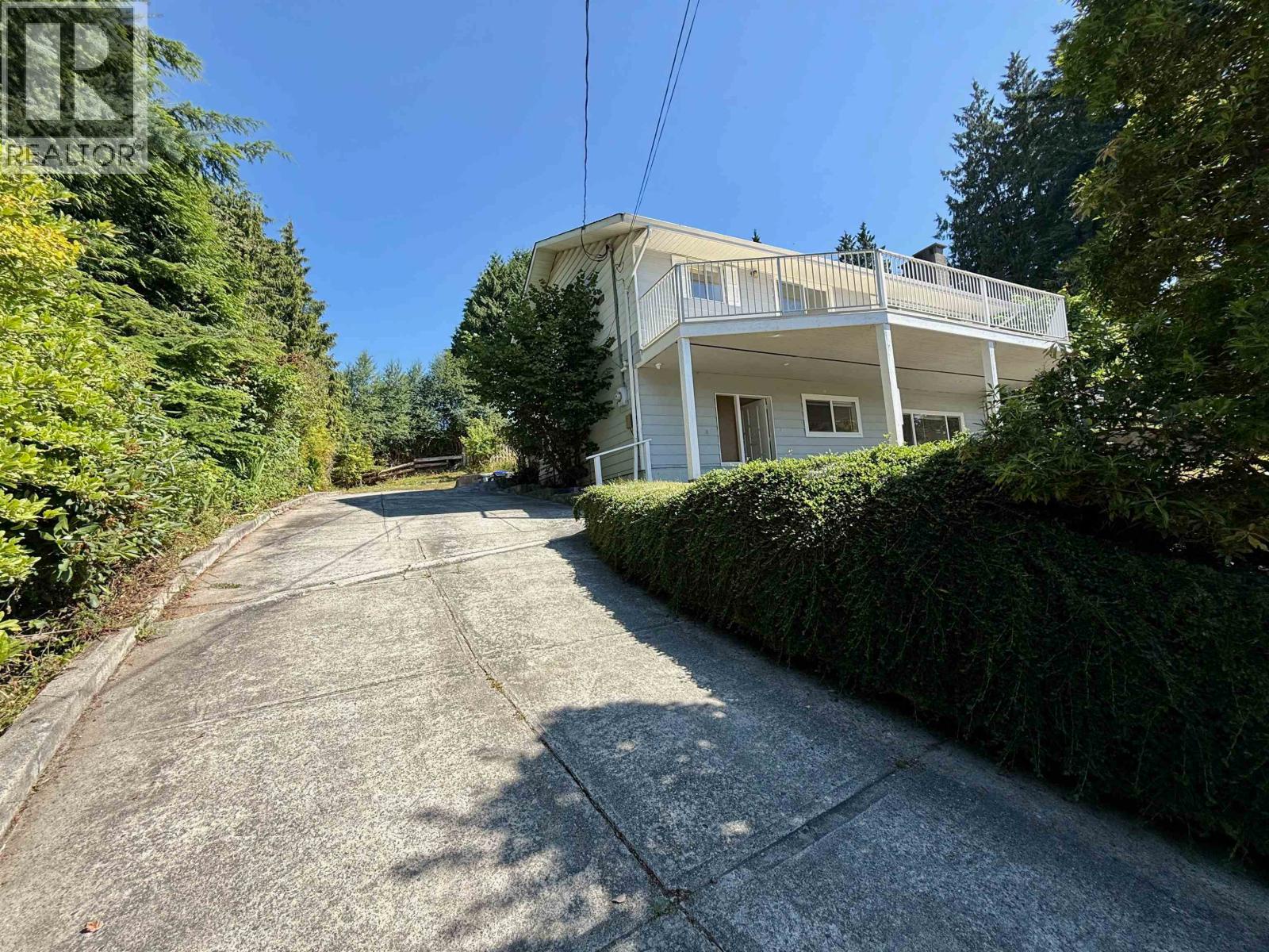 6472 Jasper Road, Sechelt, British Columbia