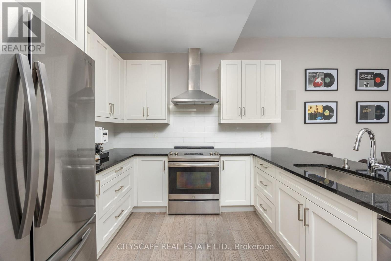 74 Old Bloomington Road, Aurora (aurora Estates), Ontario