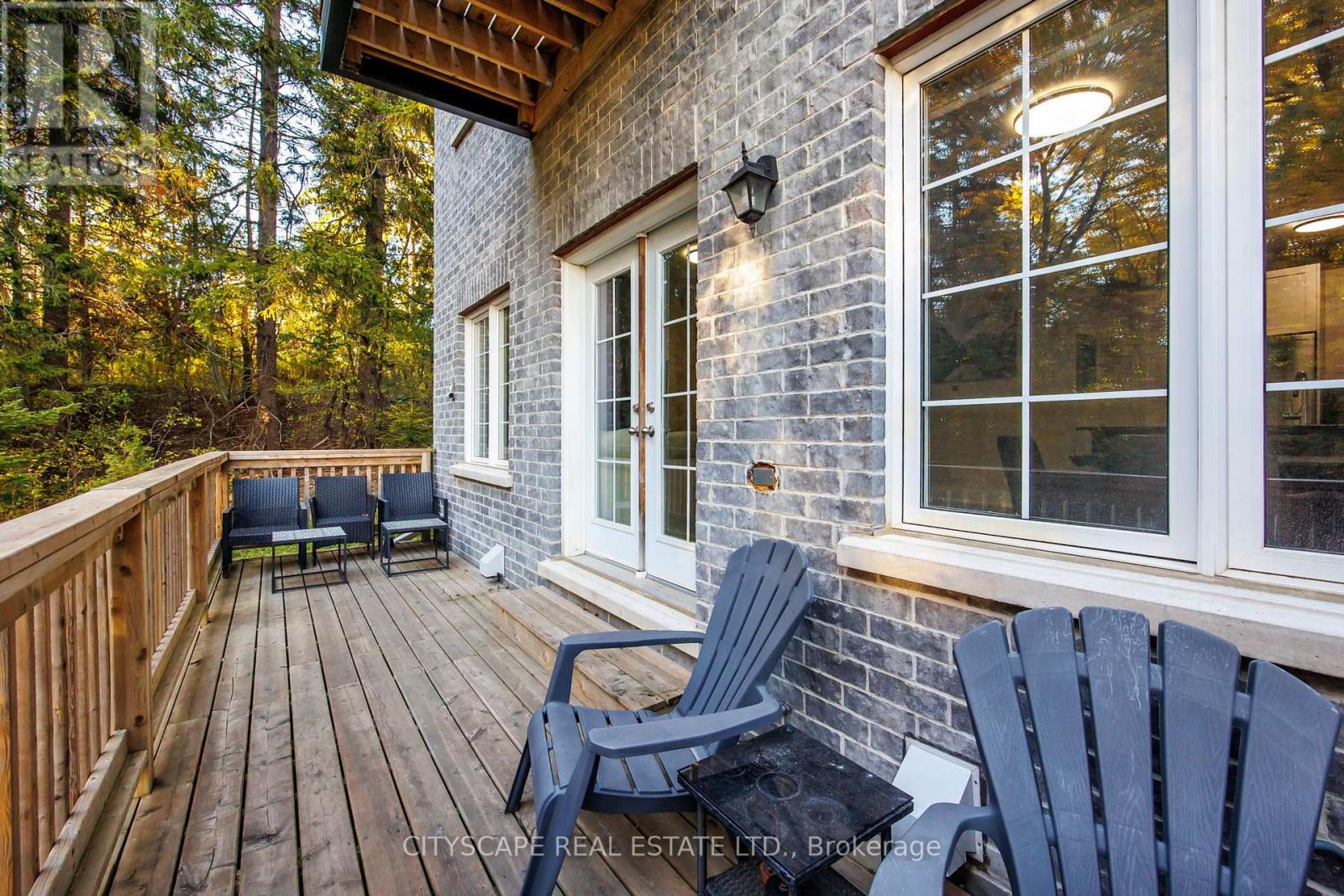 74 Old Bloomington Road, Aurora (aurora Estates), Ontario