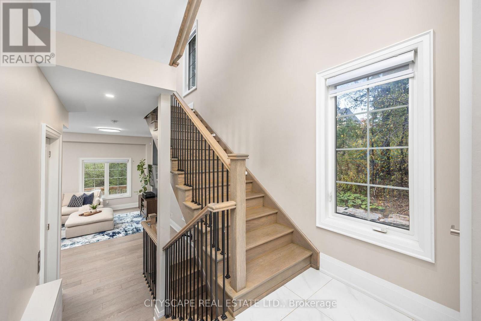 74 Old Bloomington Road, Aurora (aurora Estates), Ontario