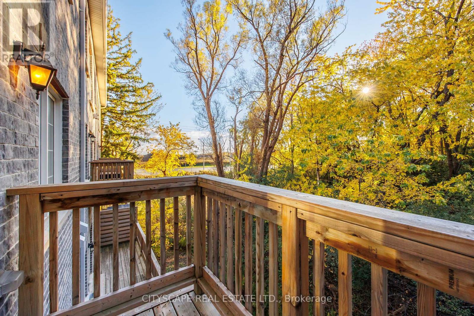 74 Old Bloomington Road, Aurora (aurora Estates), Ontario