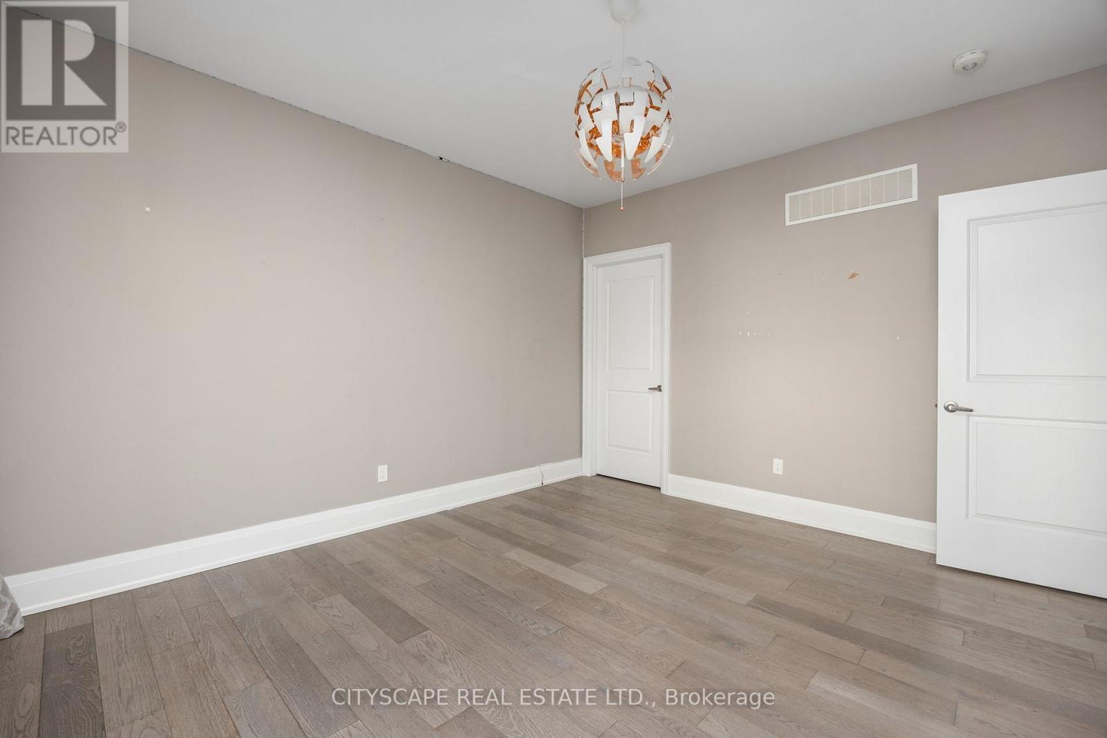 74 Old Bloomington Road, Aurora (aurora Estates), Ontario