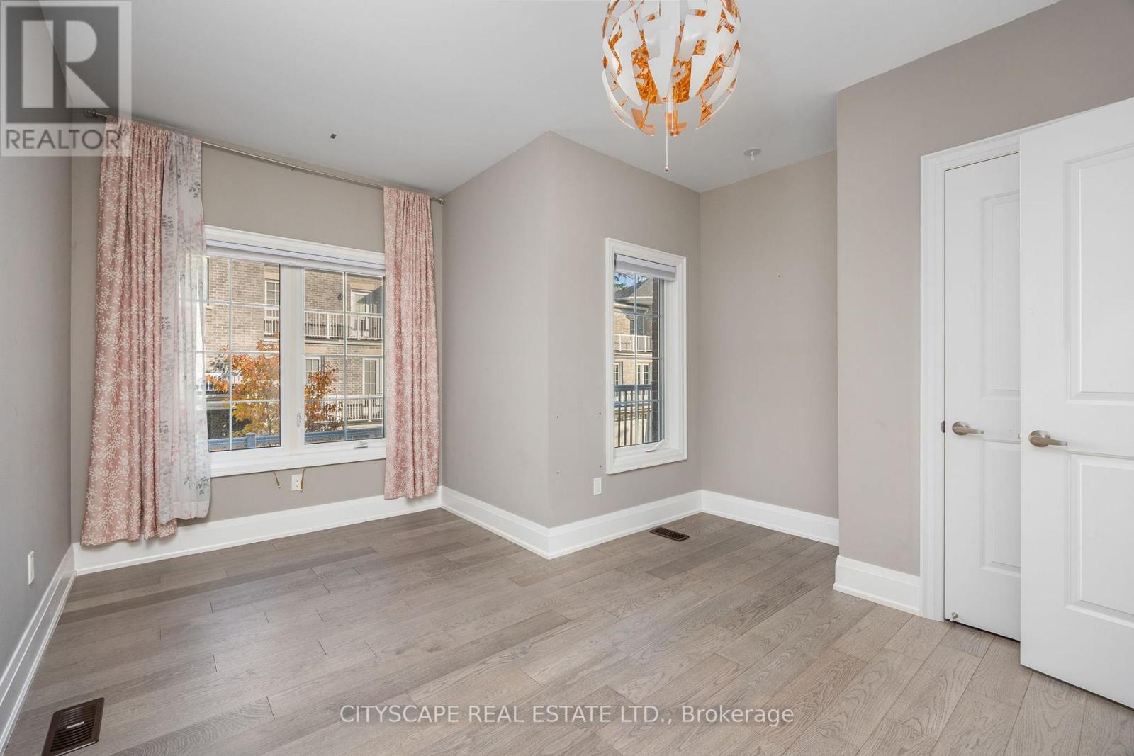 74 Old Bloomington Road, Aurora (aurora Estates), Ontario