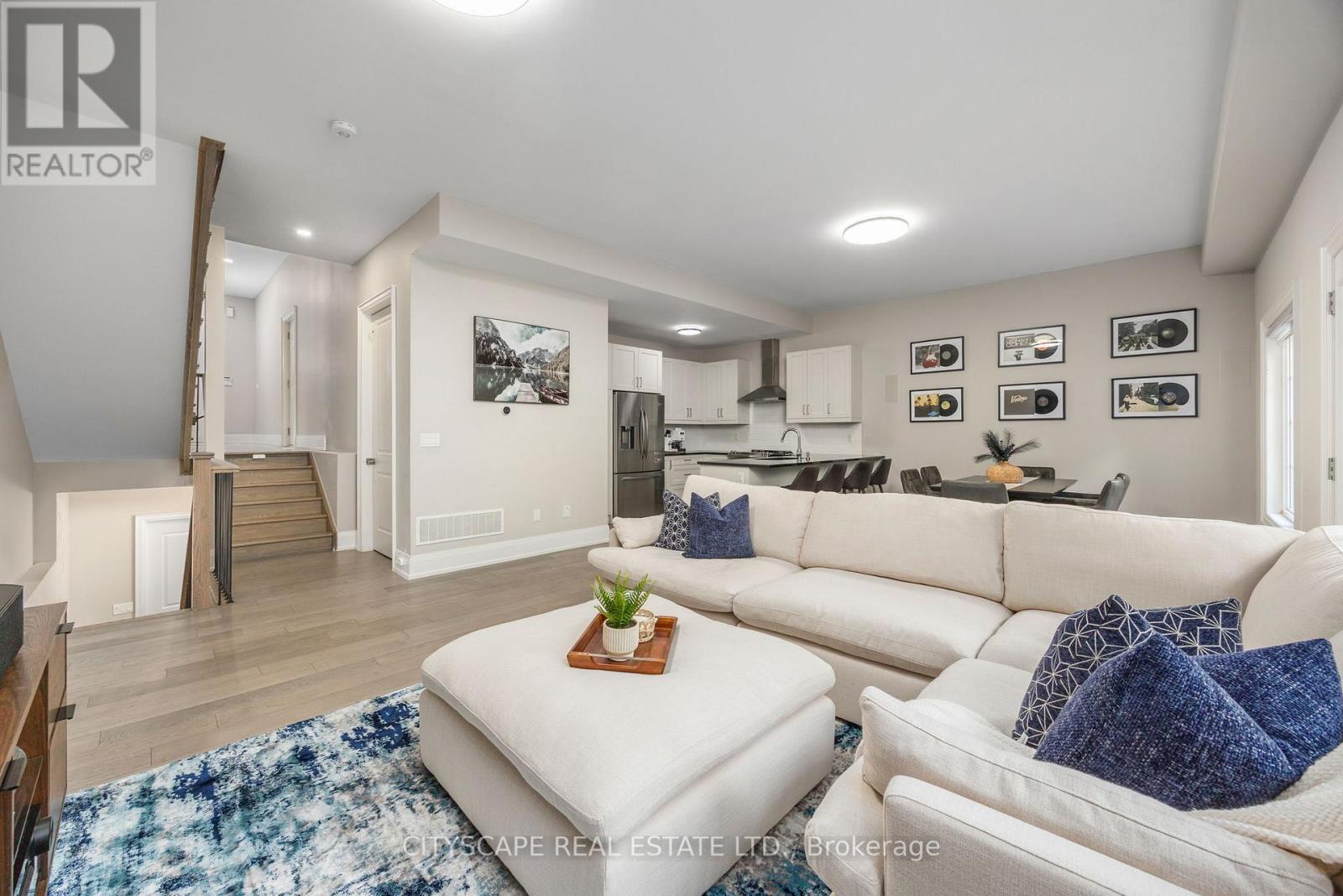 74 Old Bloomington Road, Aurora (aurora Estates), Ontario