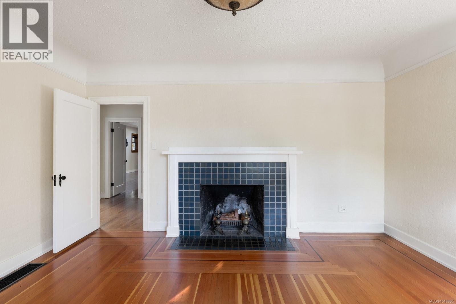 2168 Bartlett Ave, Oak Bay, British Columbia