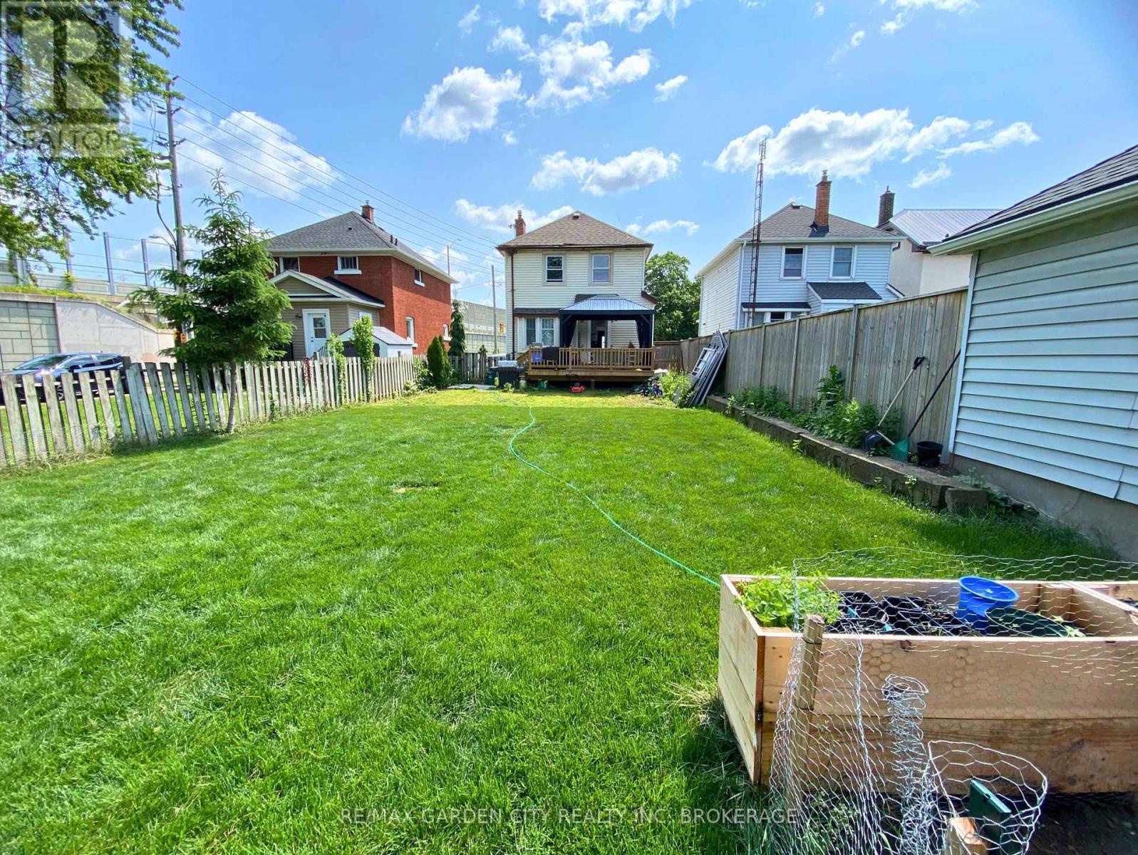 243 Geneva Street, St. Catharines (downtown), Ontario