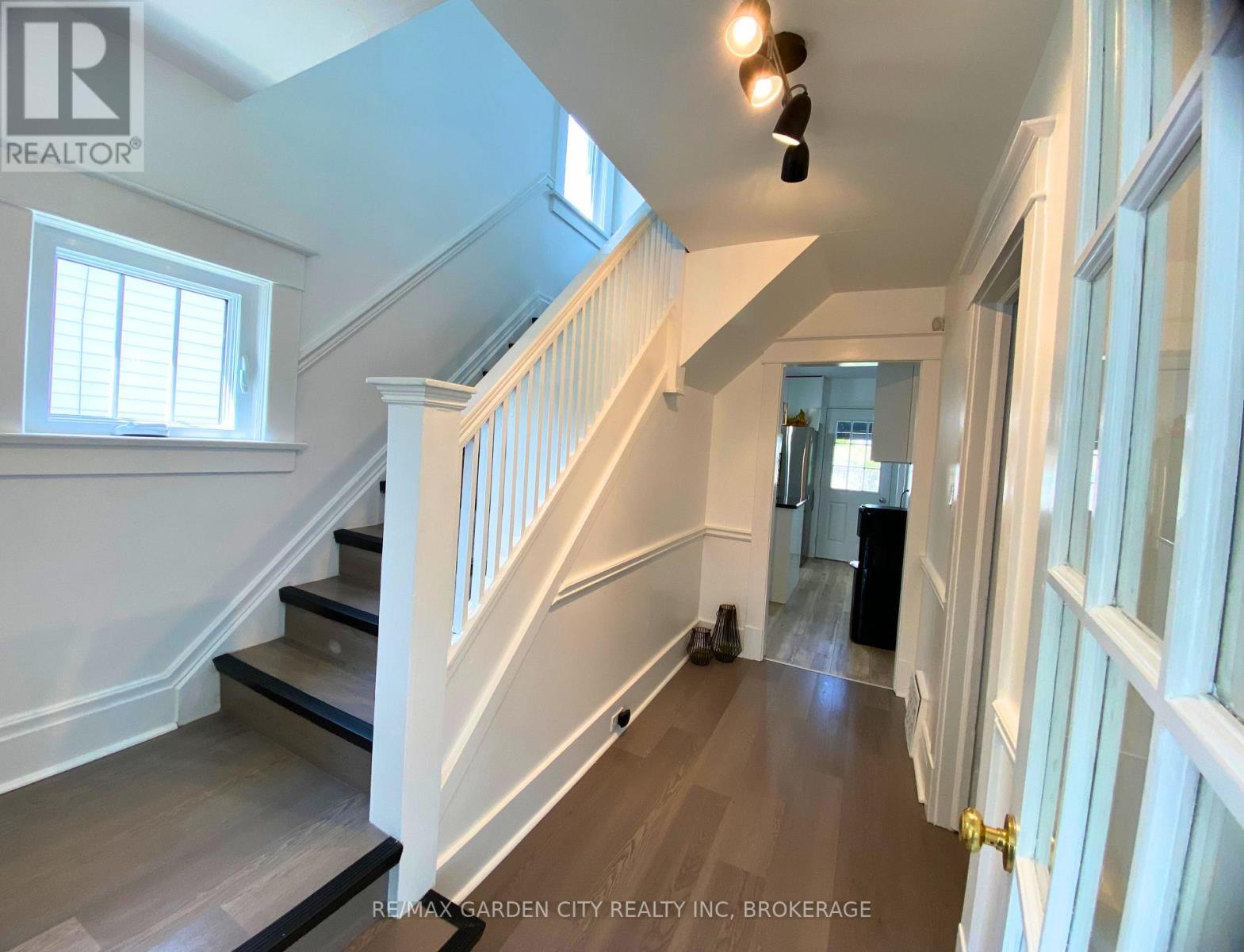 243 Geneva Street, St. Catharines (downtown), Ontario