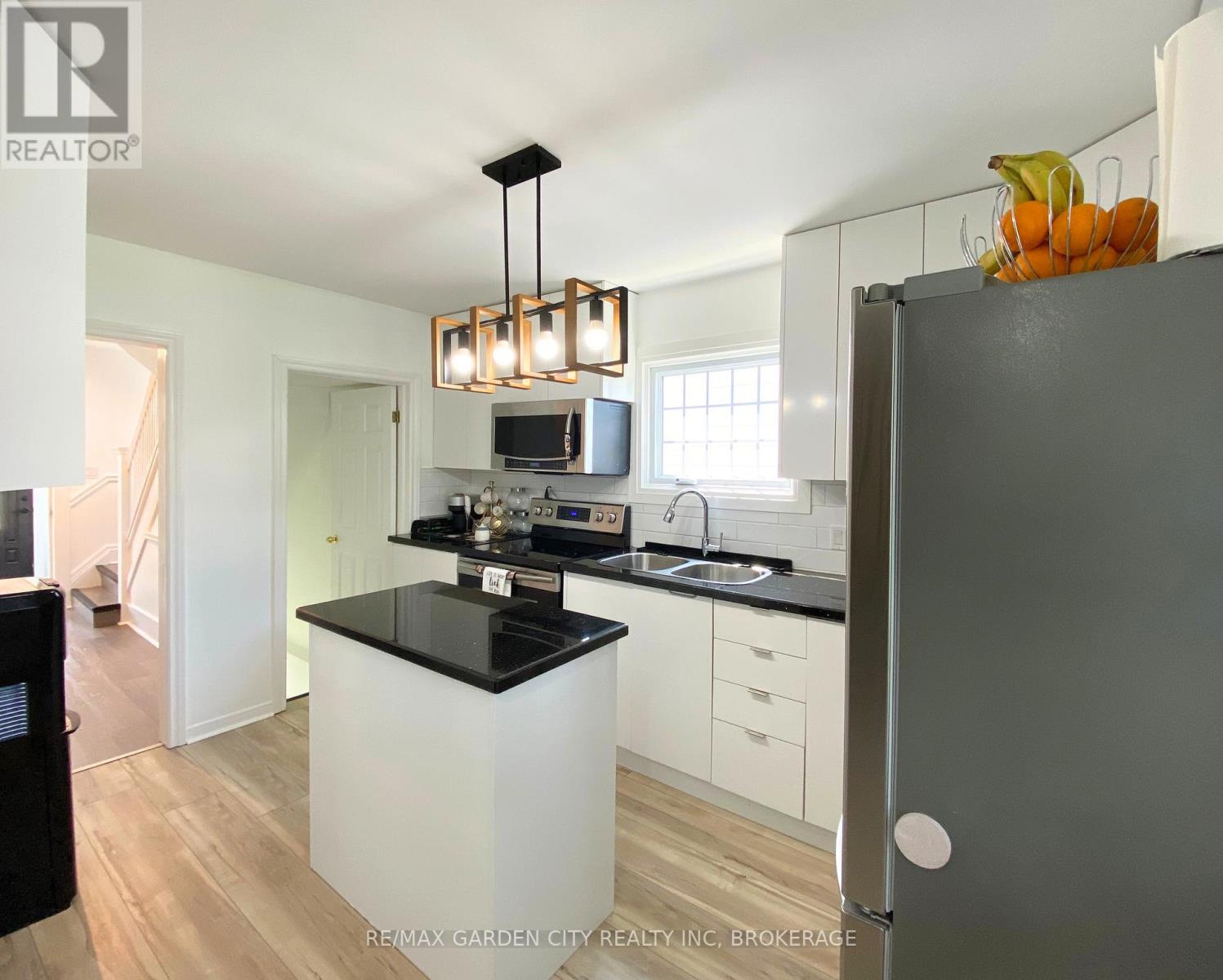 243 Geneva Street, St. Catharines (downtown), Ontario