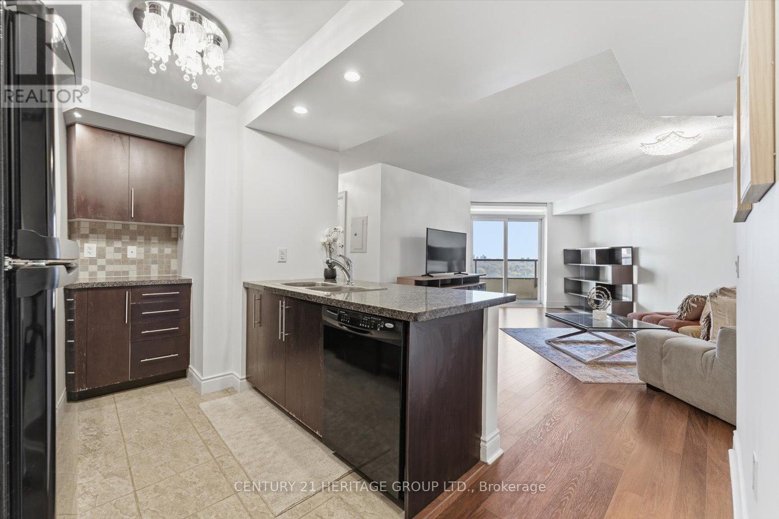 1325 - 500 Doris Avenue, Toronto (willowdale East), Ontario