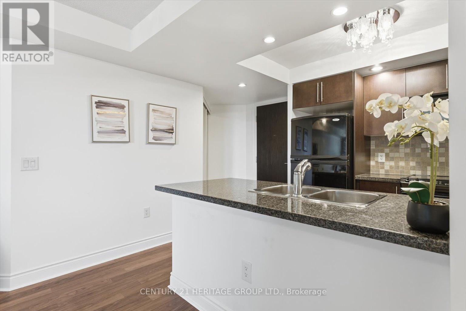 1325 - 500 Doris Avenue, Toronto (willowdale East), Ontario