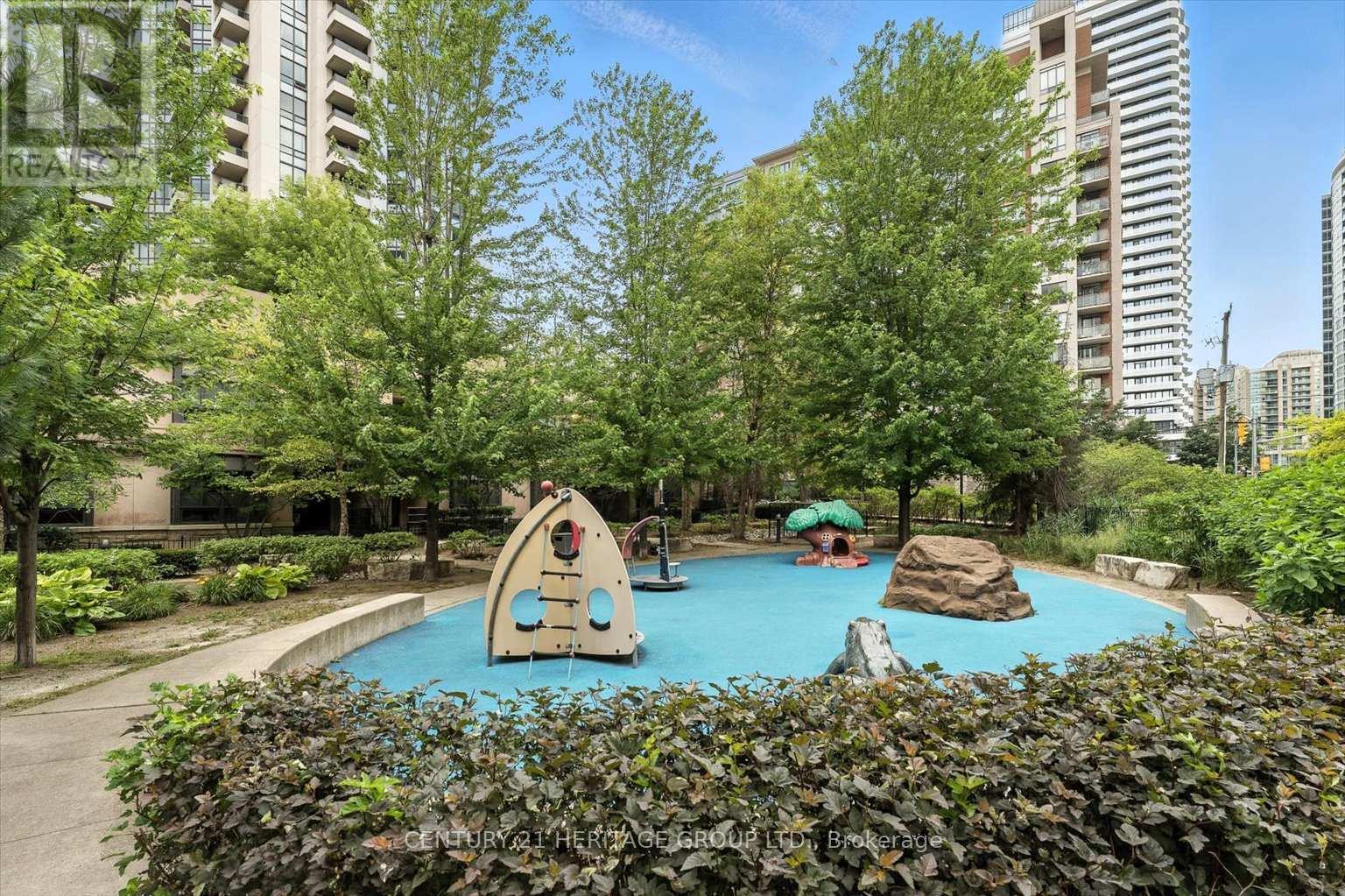 1325 - 500 Doris Avenue, Toronto (willowdale East), Ontario