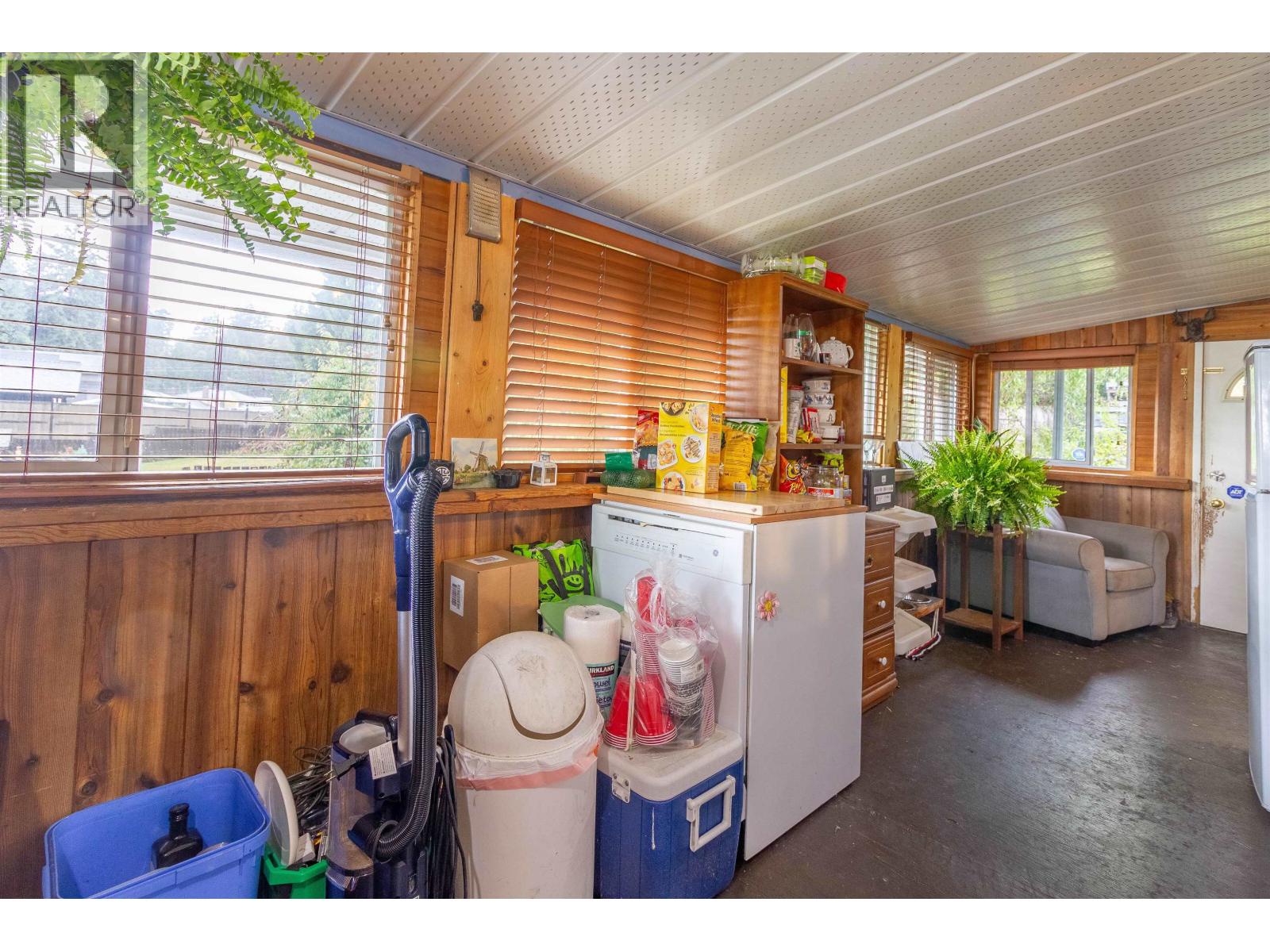 406 Schoolhouse Street, Coquitlam, British Columbia