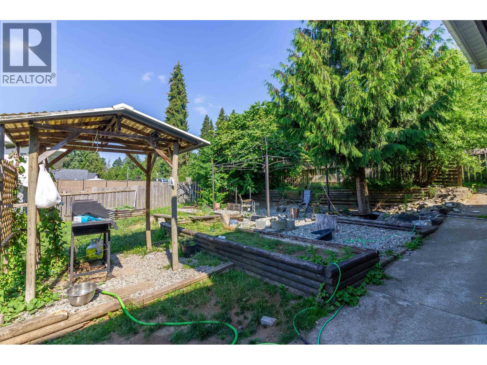 406 Schoolhouse Street, Coquitlam, British Columbia