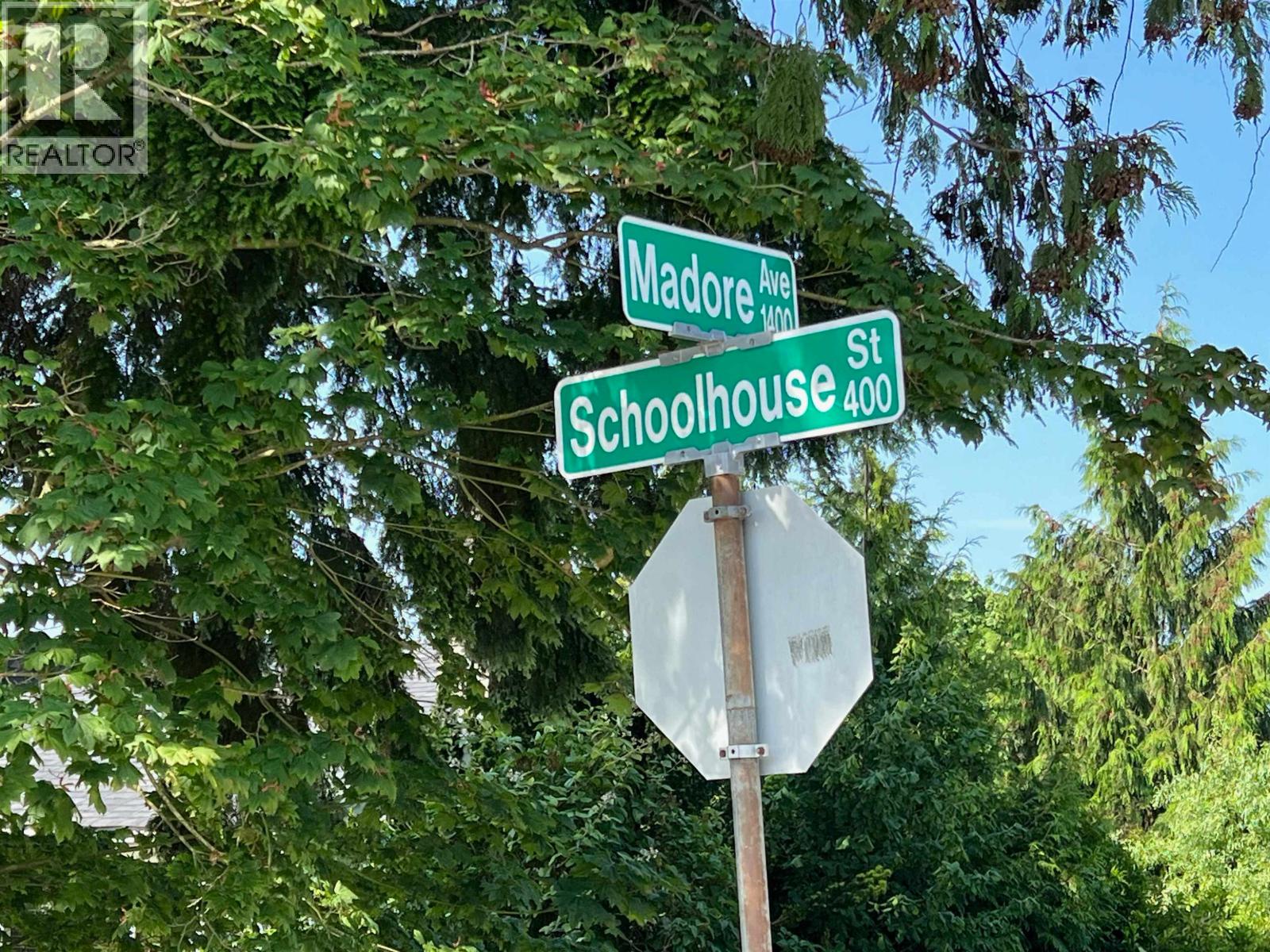 406 Schoolhouse Street, Coquitlam, British Columbia