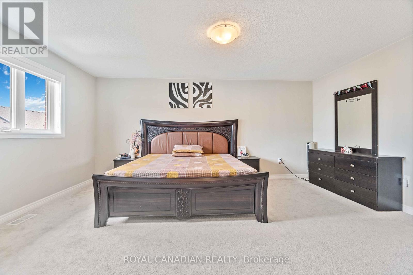 92 Bethune Avenue, Hamilton, Ontario