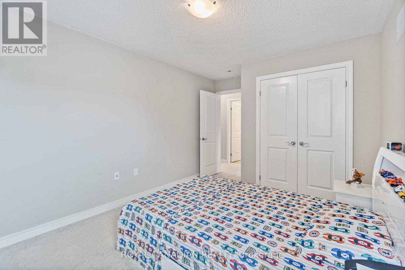 92 Bethune Avenue, Hamilton, Ontario