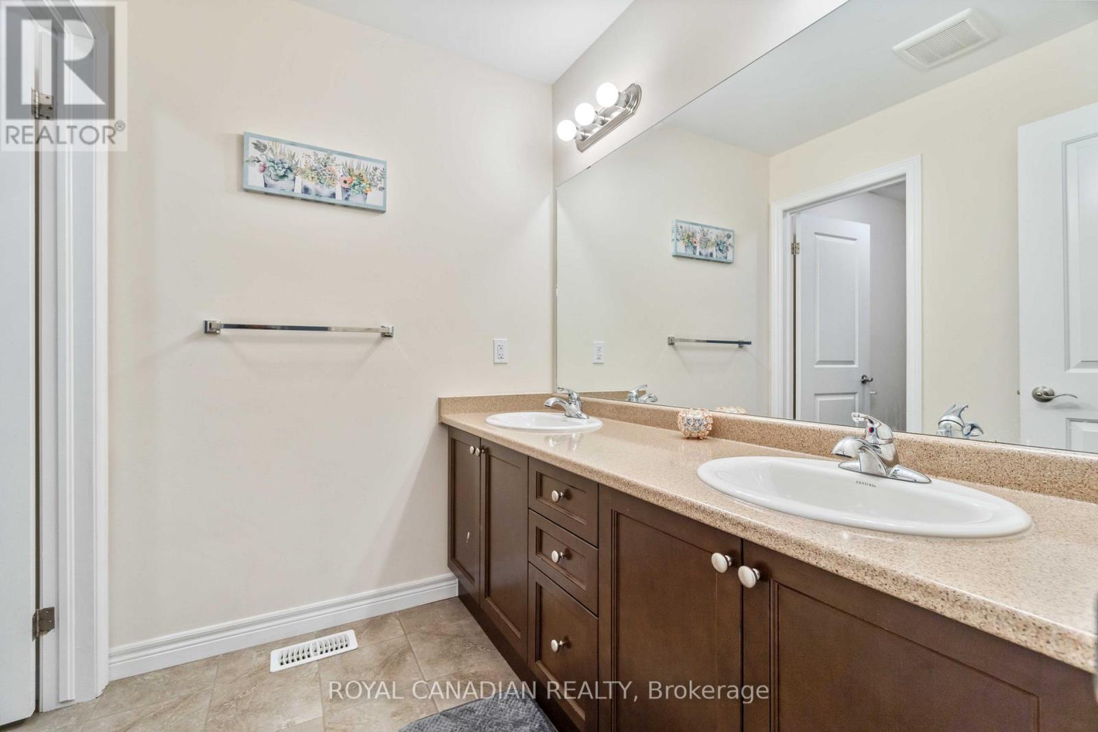 92 Bethune Avenue, Hamilton, Ontario