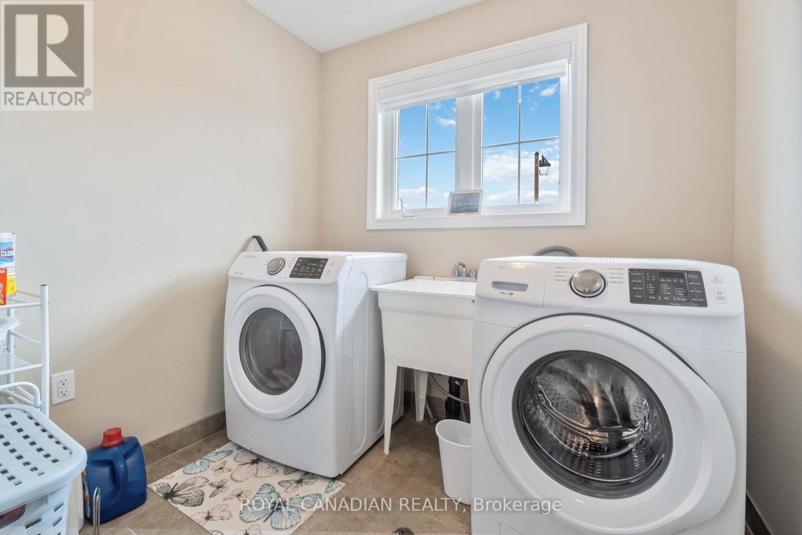 92 Bethune Avenue, Hamilton, Ontario