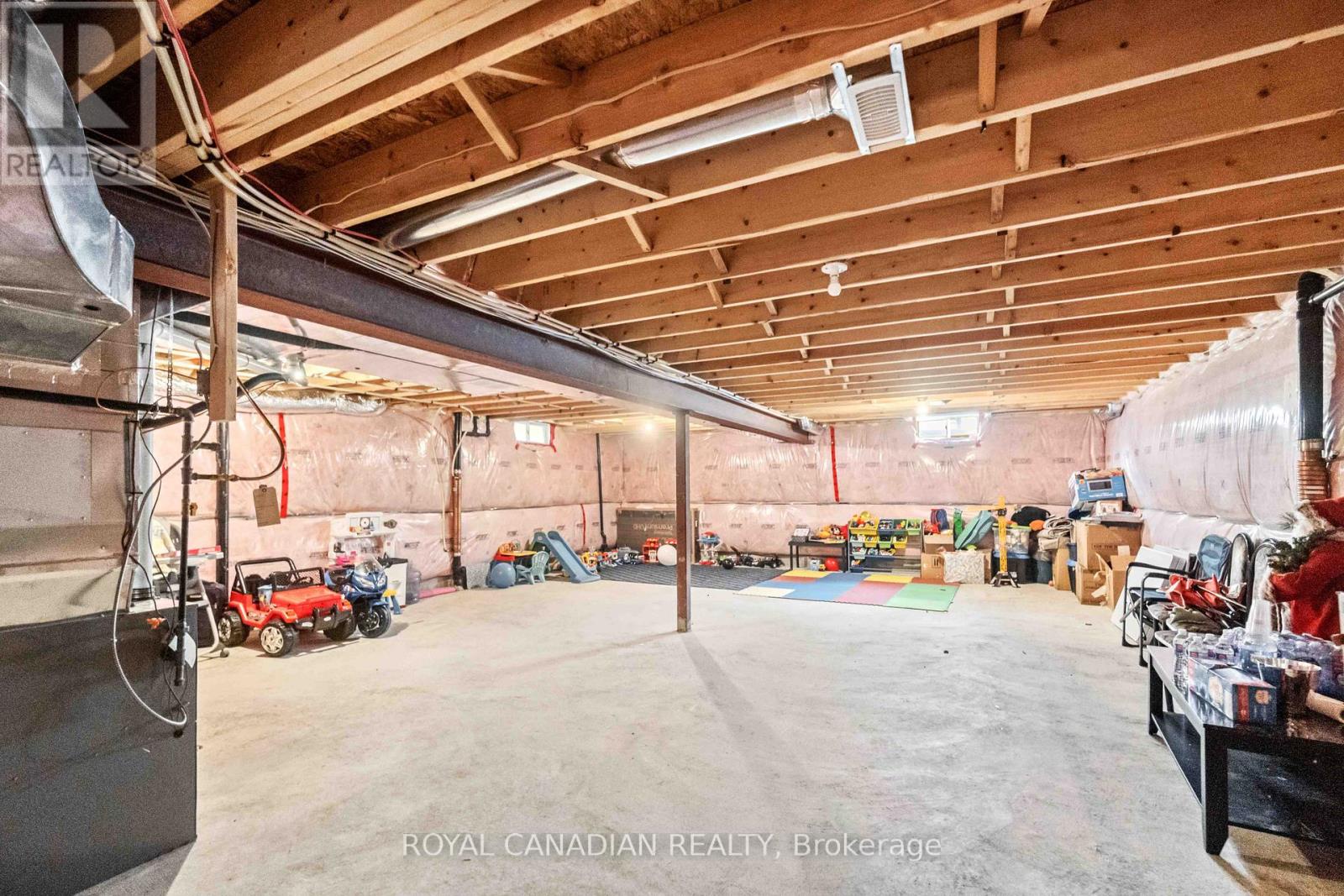 92 Bethune Avenue, Hamilton, Ontario