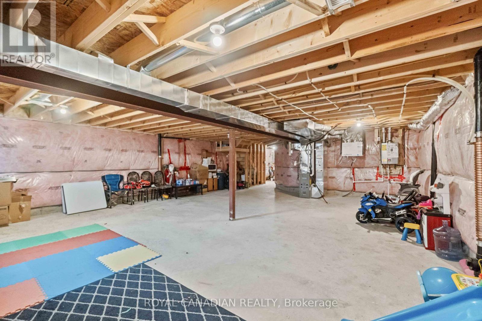 92 Bethune Avenue, Hamilton, Ontario