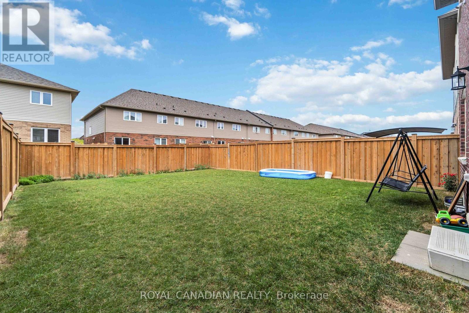 92 Bethune Avenue, Hamilton, Ontario