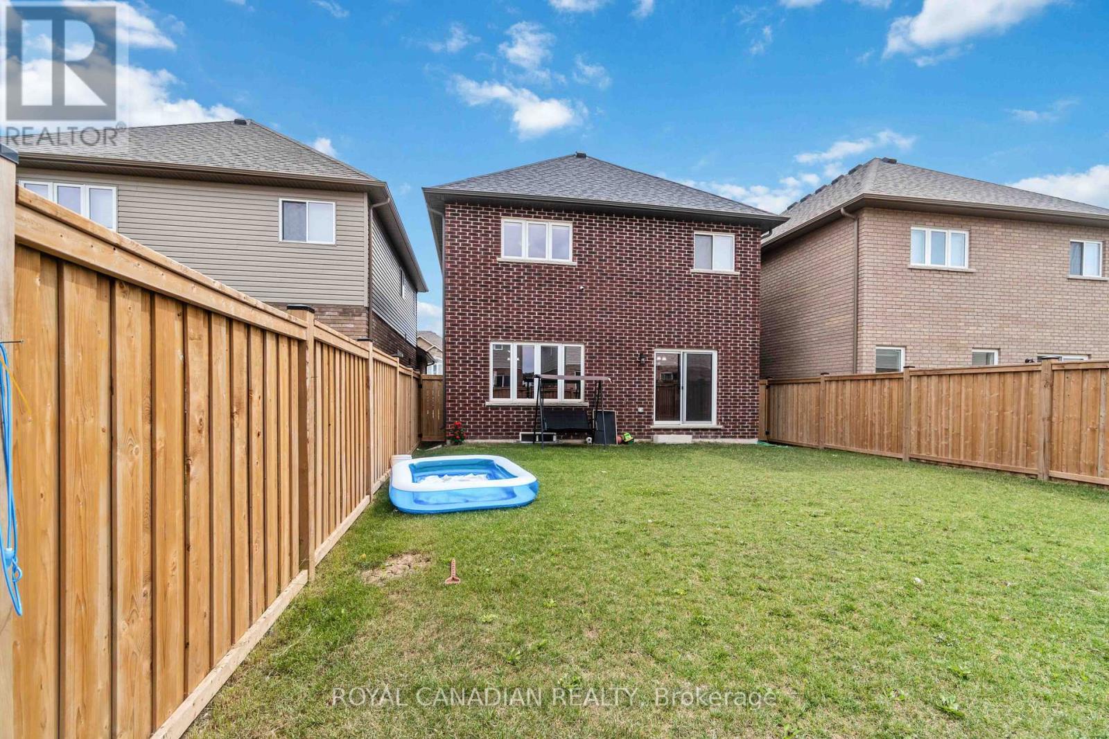 92 Bethune Avenue, Hamilton, Ontario